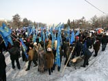 Жители Байкальска и рабочие Байкальского целлюлозно-бумажного комбината в субботу проводят в Иркутске митинг в поддержку работы комбината