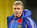 Хиддинк не собирается досрочно расторгать контракт с РФС Хиддинк не собирается досрочно расторгать контракт с РФС