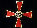 Посол Германии в России Вальтер Юрген Шмид во вторник вручит высшую нараду своей страны - орден "За заслуги перед ФРГ" Посол Германии в России Вальтер Юрген Шмид во вторник вручит высшую нараду своей страны - орден "За заслуги перед ФРГ"