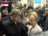 Премьер-министр Украины Юлия Тимошенко передала в Высший Административный Суд Украины заявление по обжалованию действий Центральной избирательной комиссии, которая официально признала Виктора Януковича победителем президентских выборов