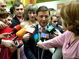 В Красноярском крае утвердили нового губернатора Кузнецова: подарили книгу и посоветовали работать молча В Красноярском крае утвердили нового губернатора Кузнецова: подарили книгу и посоветовали работать молча