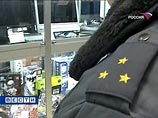 Медведев вдвое сократил центральный аппарат МВД и пообещал перестановки в милицейском руководстве Медведев вдвое сократил центральный аппарат МВД и пообещал перестановки в милицейском руководстве