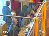 Российские биржи просели во вторник, от глубокого падения спасли цены на нефть Российские биржи просели во вторник, от глубокого падения спасли цены на нефть