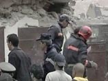 Государственный телеканал Al-Oula сообщал ранее о 32 погибших и 68 пострадавших. Под развалинами минарета, который был построен 400 лет назад, предположительно, находятся люди
