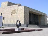 Инаугурация второго в истории Дагестана президента проходит в Махачкале в Русском драматическом театре имени Максима Горького