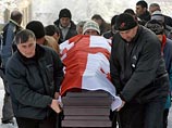 Погибшего грузинского саночника проводили в последний путь десятки тысяч человек Погибшего грузинского саночника проводили в последний путь десятки тысяч человек