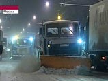 Сильный снегопад продлится в Москве до утра. Водителей просят быть осторожнее