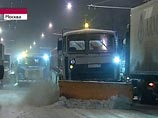 Сильный снегопад продлится в Москве до утра. Водителей просят быть осторожнее Сильный снегопад продлится в Москве до утра. Водителей просят быть осторожнее
