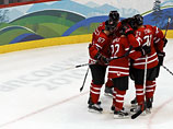 Хоккеисты команды Канады, во вторник разгромившие сборную Германии 8:2 в матче за попадание в четвертьфинал олимпийского хоккейного турнира, ожидают, что их встреча с россиянами в среду превратится в настоящую битву