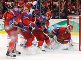Хозяева турнира буквально смяли россиян в первом периоде, на четыре шайбы канадцев наши хоккеисты сумели ответить лишь одной