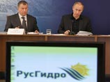 Премьер-министр Владимир Путин уличил олигархов, "задаром" получивших огромную собственность Премьер-министр Владимир Путин уличил олигархов, "задаром" получивших огромную собственность
