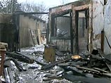 Дом частично разрушен огнем, во время пожара обрушилась кровля Дом частично разрушен огнем, во время пожара обрушилась кровля