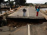В Чили, где в результате подземных толчков погибли более 700 человек, произошло новое землетрясение