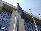 Президент Украины Виктор Янукович в понедельник утром отправился в Брюссель, передает "Интерфакс" Президент Украины Виктор Янукович в понедельник утром отправился в Брюссель, передает "Интерфакс"