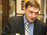 Милиционеру, до смерти избившему журналиста в вытрезвителе в Томске, предъявят более жесткое обвинение