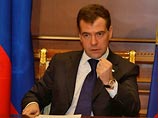 Медведев назвал отставку Тягачева "нормальной реакцией" на высказанные ему претензии