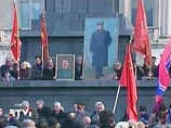 Сталин грозит спровоцировать "плакатную войну" на 65-летие Победы Сталин грозит спровоцировать "плакатную войну" на 65-летие Победы