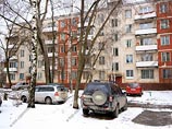 На западе Москвы мужчина начал стрелять с балкона из ружья На западе Москвы мужчина начал стрелять с балкона из ружья