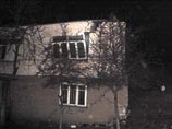 В дагестанском городе Буйнакске в результате возобновления оползневого процесса в микрорайоне "Беловецкая горка" полностью разрушено три частных дома, пять домов получили частичные повреждения, еще четыре здания находятся под угрозой разрушения