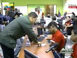 Президент Венесуэлы Уго Чавес дал указание установить в одном из кабинетов дворца "Мирафлорес" компьютер и сообщил, что он включится в информационную борьбу в Интернете