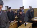 В Москве преступники на иномарке обстреляли пост ОВД - среди них был лейтенант милиции В Москве преступники на иномарке обстреляли пост ОВД - среди них был лейтенант милиции