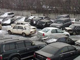 Московского милиционера задержали в Иркутске с мешками автомобильных номеров и оружием