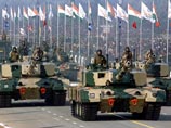 Новый индийский танк Arjun посрамил российский Т-90, утверждают в Минобороны Индии Новый индийский танк Arjun посрамил российский Т-90, утверждают в Минобороны Индии