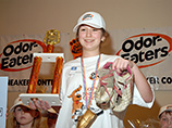 В США в 35-й раз прошел конкурс на самые вонючие кроссовки. И абсолютной победительницей стала 11-летняя Тринетт Робинсон из штата Коннектикут