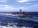 СМИ: неизвестный корабль подбил торпедой южнокорейское судно, много погибших
СМИ: неизвестный корабль подбил торпедой южнокорейское судно, много погибших