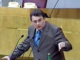 Глава комитета по экономической политике Евгений Федоров заявляет, что сейчас правительство совместно с депутатами готовит единый пакет законопроектов по вопросам перехода на новые стандарты времени и часовых поясов