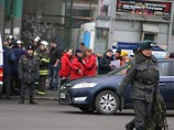 Возле станций метро "Лубянка" и "Парк культуры", где прогремели взрывы, отключилась сотовая связь Возле станций метро "Лубянка" и "Парк культуры", где прогремели взрывы, отключилась сотовая связь