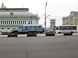 В метро и на улицы Москвы стянуты бойцы Внутренних войск