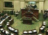 Бельгийские парламентарии единогласно проголосовали за полный запрет мусульманской вуали, полностью закрывающей лицо женщины Бельгийские парламентарии единогласно проголосовали за полный запрет мусульманской вуали, полностью закрывающей лицо женщины