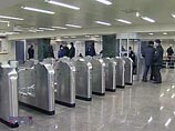 В московском метро в скором времени установят устройства по обнаружению опасных предметов, скрытых на теле человека, в том числе речь идет о взрывчатке