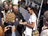 Кен Хенсли из легендарной группы Uriah Heep поздравил с Пасхой игумена Сергия (Рыбко)