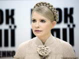 Бывшая премьер-министр Украины Юлия Тимошенко сообщила, что в пасхальные праздники получила приглашение в Генеральную прокуратуру в связи с ее заявлениями о давлении на судей Конституционного суда (КС) в деле о легитимности создания нынешней парламентской