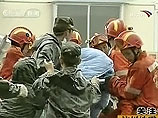 Жертвами землетрясения в Китае стали 300 человек, 8000 ранены