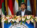 Ахмади Нежад: США "не только применили ядерное оружие, но и угрожают применять его и впредь"