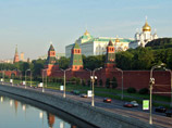 Представитель Кремля уточнил, что "письменные приглашения в Москву президент России направил ближайшим соседям - главам СНГ, большинство из них будут"