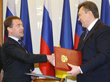 Лидер БЮТ также утверждает, что в ходе переговоров президенты Украины и России Виктор Янукович и Дмитрий Медведев в Харькове подписали соглашение о создании совместного предприятия в авиационной сфере