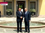 Берлускони пригласил Путина в церковь Берлускони пригласил Путина в церковь