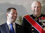 Медведев пригласил норвежцев на Приразломное месторождение Медведев пригласил норвежцев на Приразломное месторождение