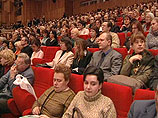 По данным областной прокуратуры, с декабря 2009 года в кинотеатре в Каменске-Уральском проводился показ кинофильмов без уплаты вознаграждения авторам музыки к фильмам.