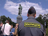 В преддверии праздников российская милиция переведена на усиленный вариант несения службы