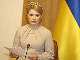 По мнению Азарова, бывший премьер-министр Украины Юлия Тимошенко "должна нести уголовную ответственность за нецелевое использование бюджетных средств в 2009 году"