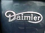 Минобороны РФ, которое подозревают в махинациях с Daimler, поспешило доложить: ездим только на российских машинах Минобороны РФ, которое подозревают в махинациях с Daimler, поспешило доложить: ездим только на российских машинах