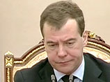 Его отрыв от занимающего второе место президента Дмитрия Медведева существенно увеличился, несмотря на прогнозы, что этого не произойдет