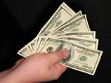 Доллар подешевел еще на 13 копеек, евро остался на прежних позициях Доллар подешевел еще на 13 копеек, евро остался на прежних позициях
