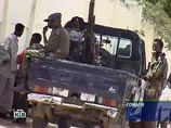 В результате двух взрывов, прогремевших сегодня в мечети Абдалла Шидейе в сомалийской столице, погибли по меньшей мере 30 человек, десятки получили ранения