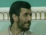 Ахмади Нежад едет на конференцию по ДНЯО, чтобы отвлечь внимание от ядерной программы Ирана, заявила Клинтон